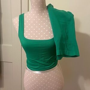 all in motion Green Sports Bra & Shorts Set, Size Medium - NWOT